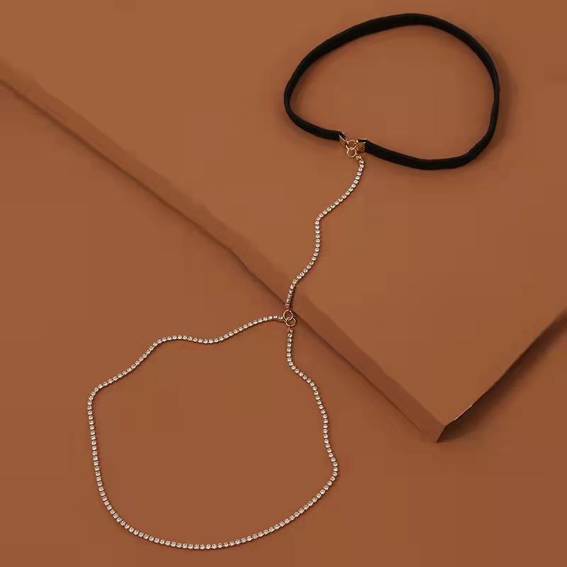 Zirconia's Embrace Leg Chain