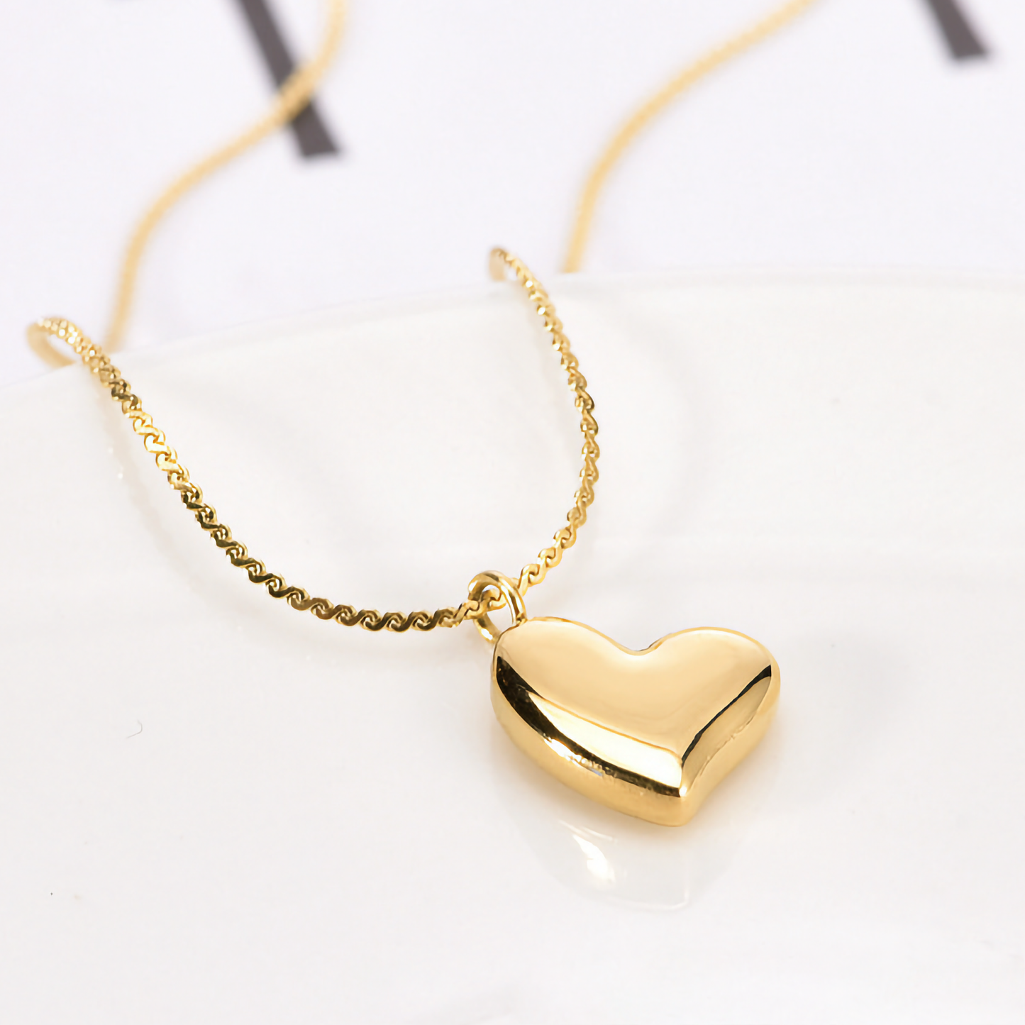 Dorothea Gold Heart Necklace
