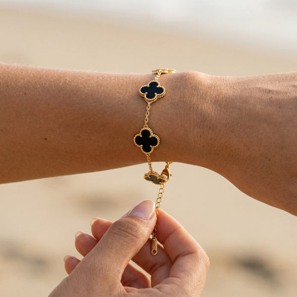 Iconic Clover Bracelet