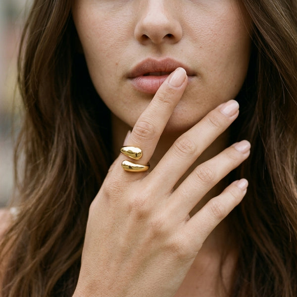 Venetian Embrace Ring