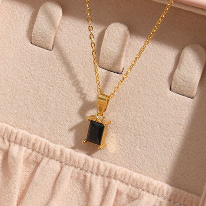 Aveline Necklace