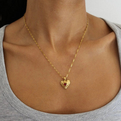 Vespera Love Necklace