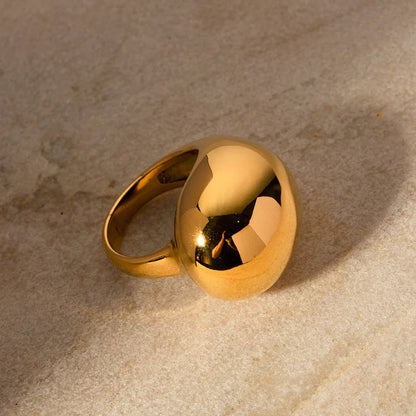 Nives Ring