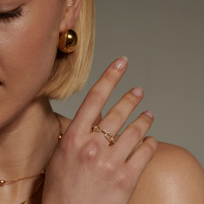 Everly Link Ring
