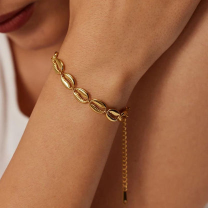 Briar Shell Bracelet