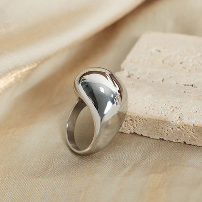 Nives Ring