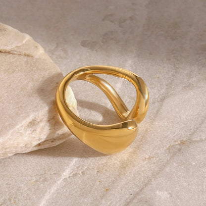 Nellie Ring