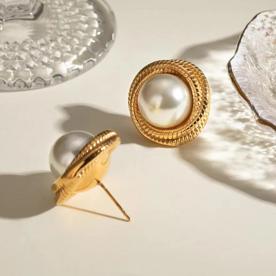 Suri Pearl Earrings