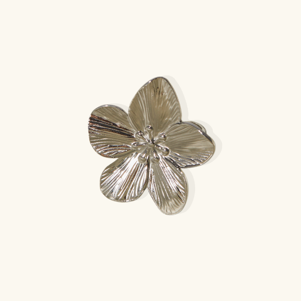 Sabine Petal Ring