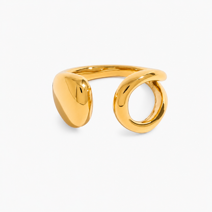 Nellie Ring