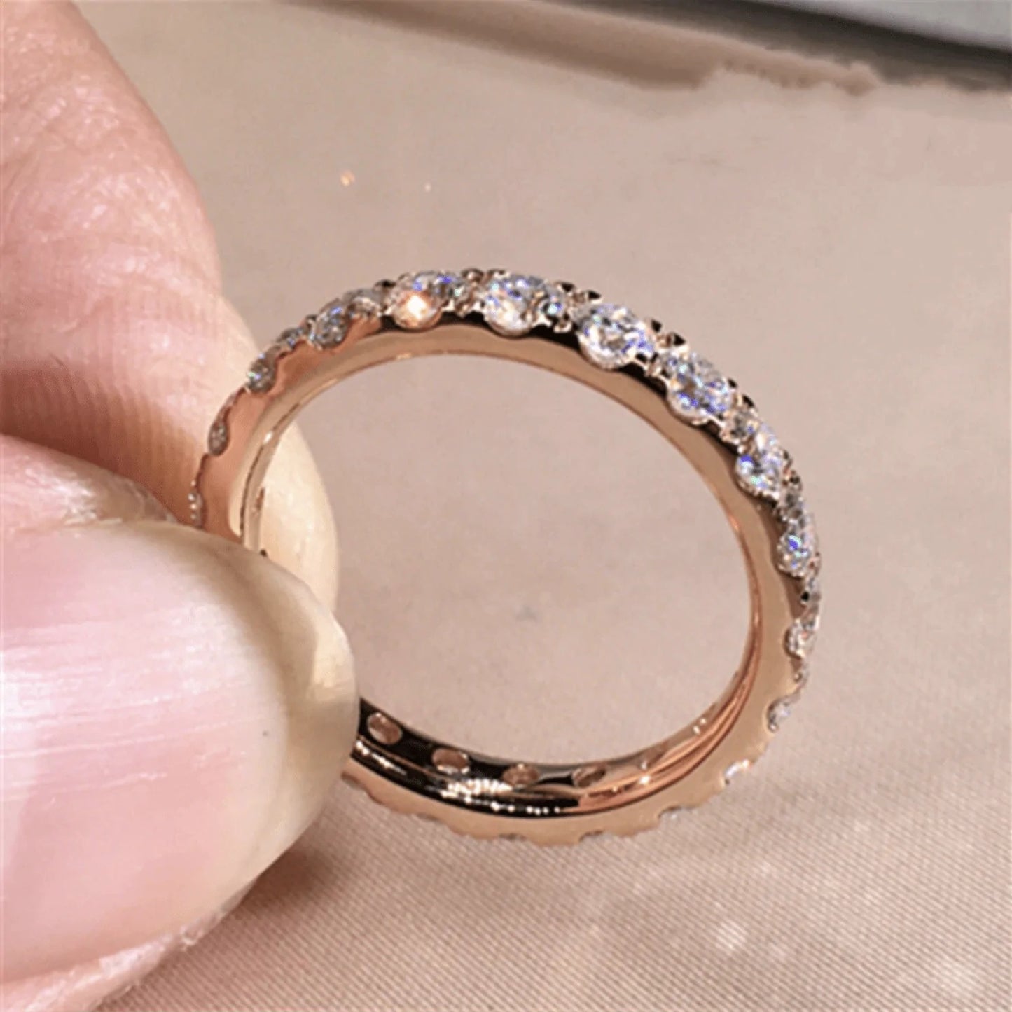 The Daybreak Daisy Band Ring